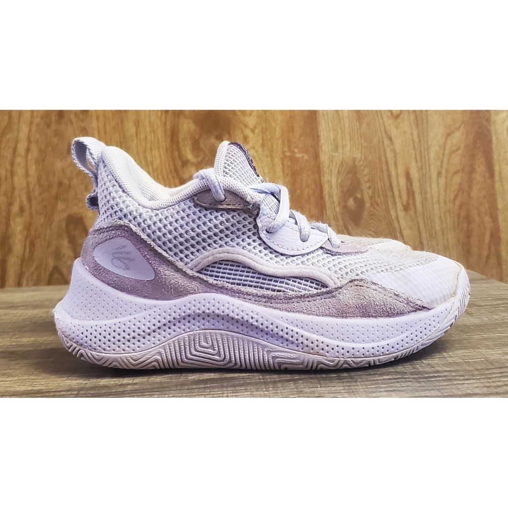 Under Armour Curry 3Z 24 Athletic Sneaker Shoes Youth Size 12 Purple